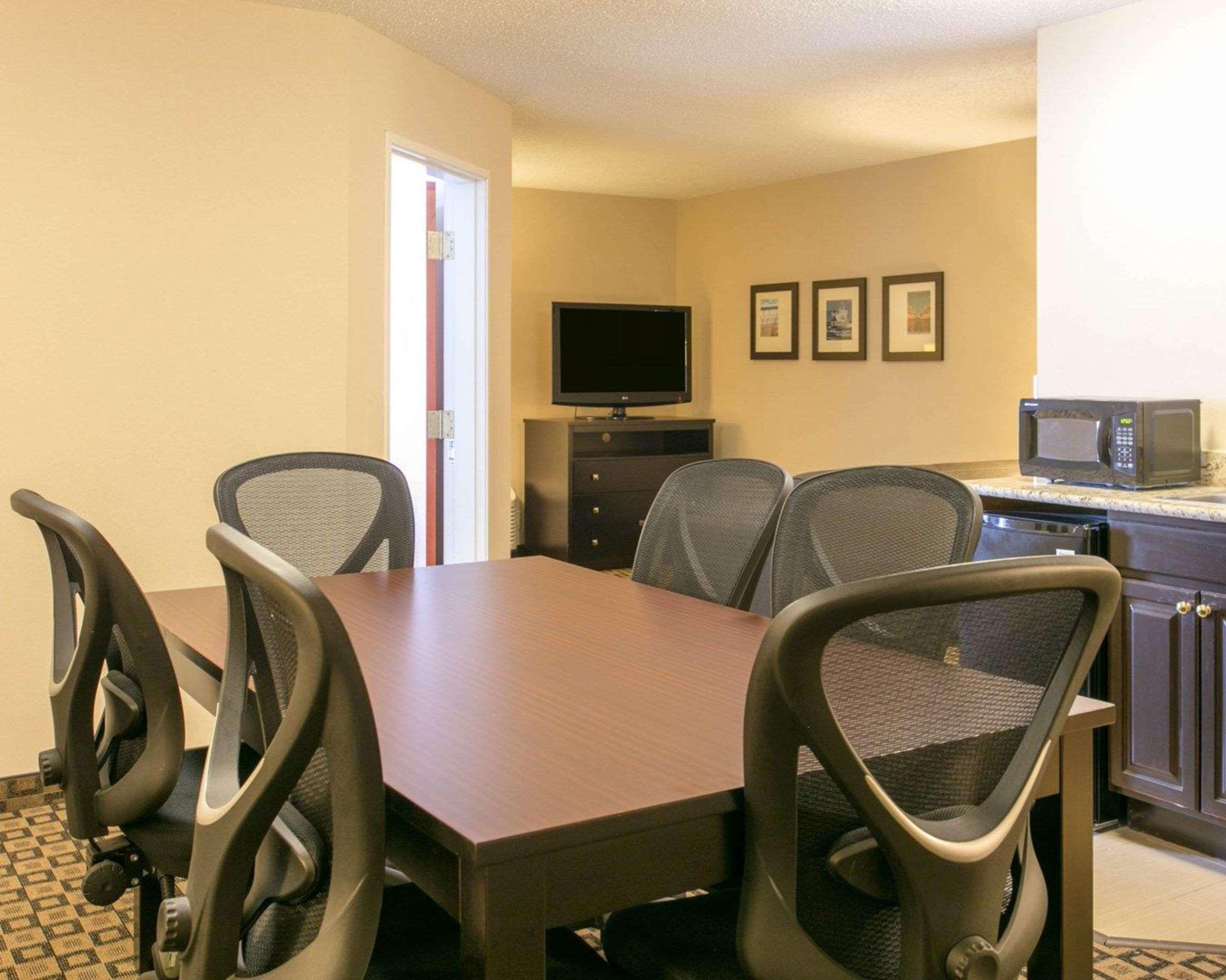 Comfort Suites Benton Harbor - St Joseph Zewnętrze zdjęcie