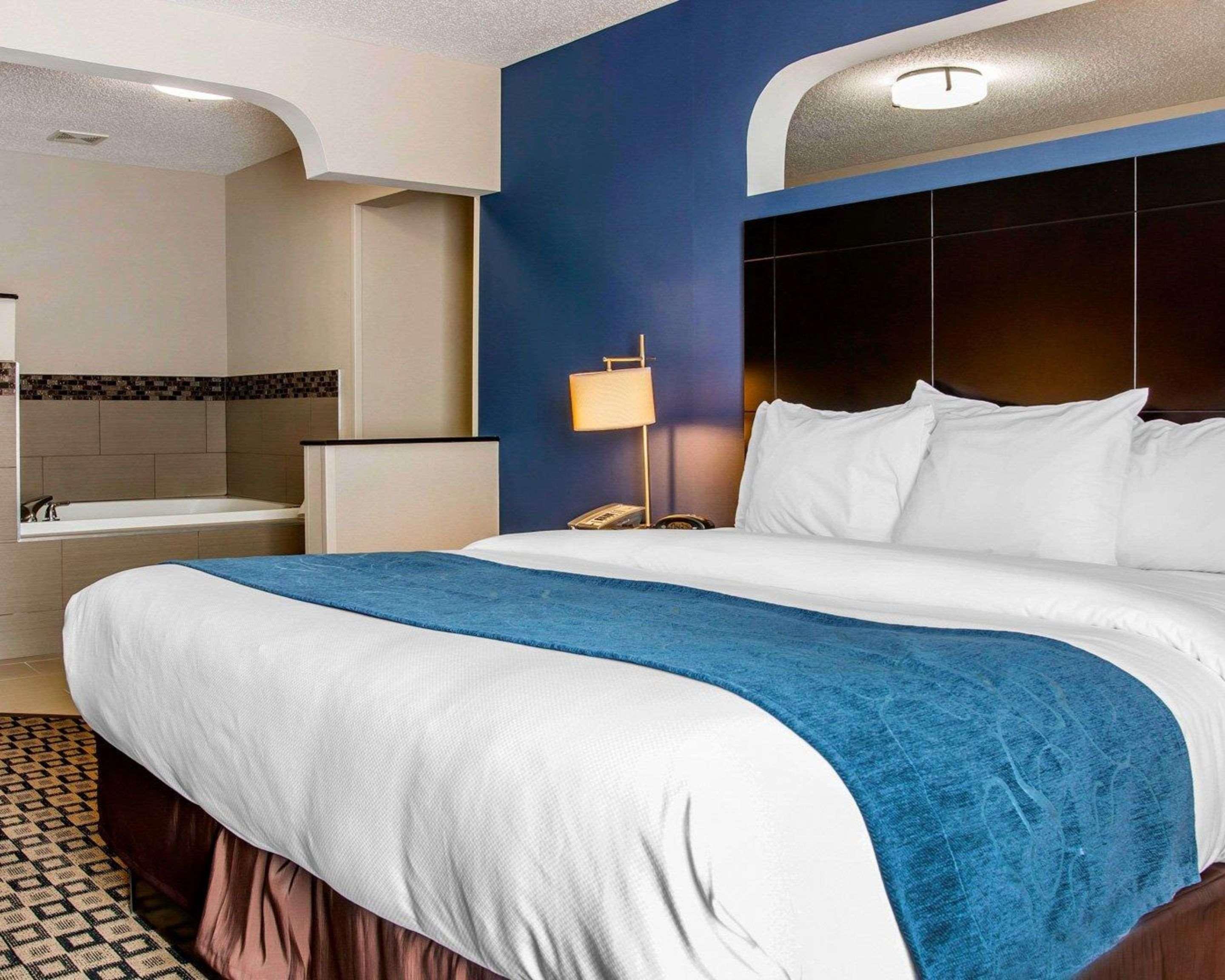 Comfort Suites Benton Harbor - St Joseph Zewnętrze zdjęcie