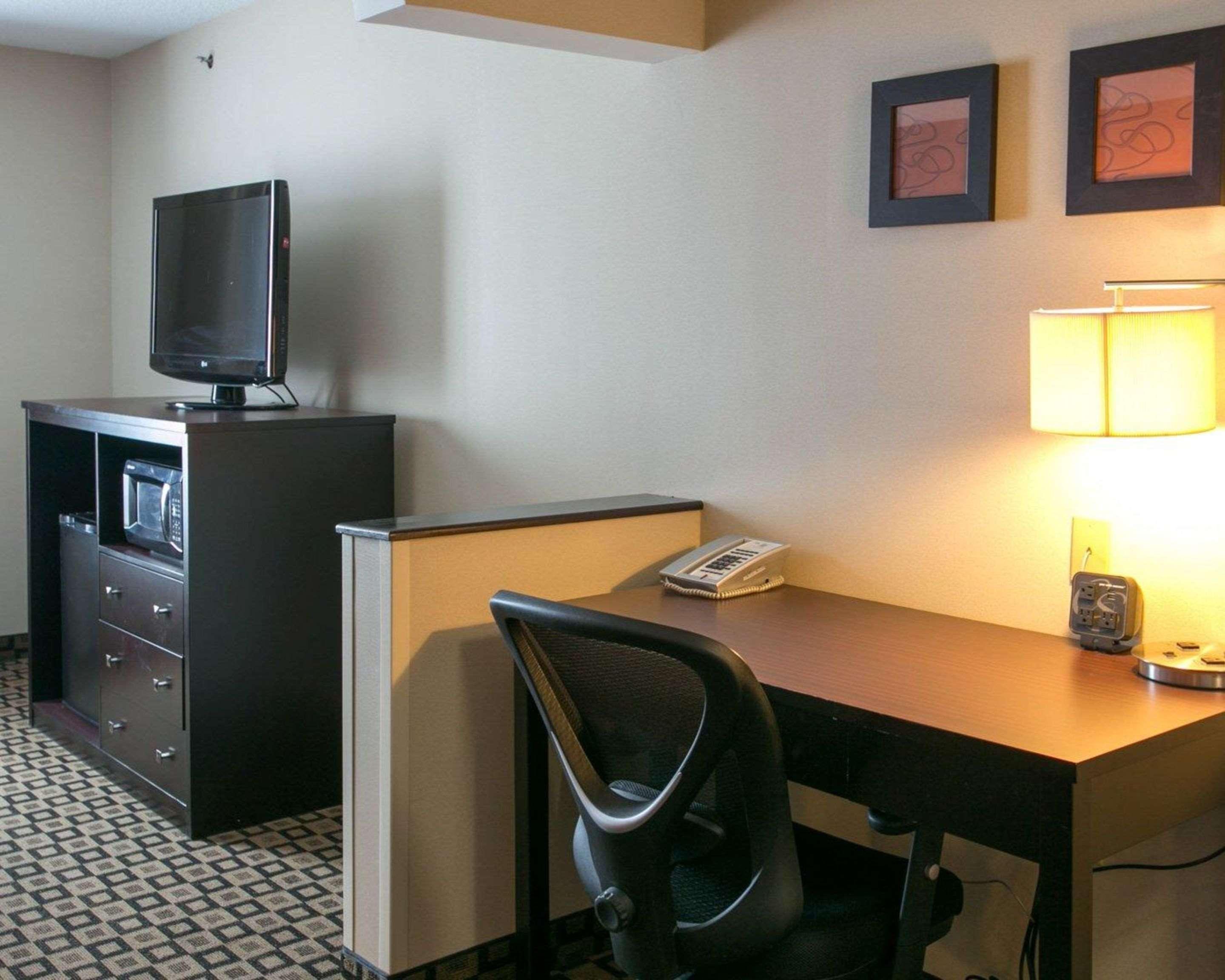 Comfort Suites Benton Harbor - St Joseph Zewnętrze zdjęcie