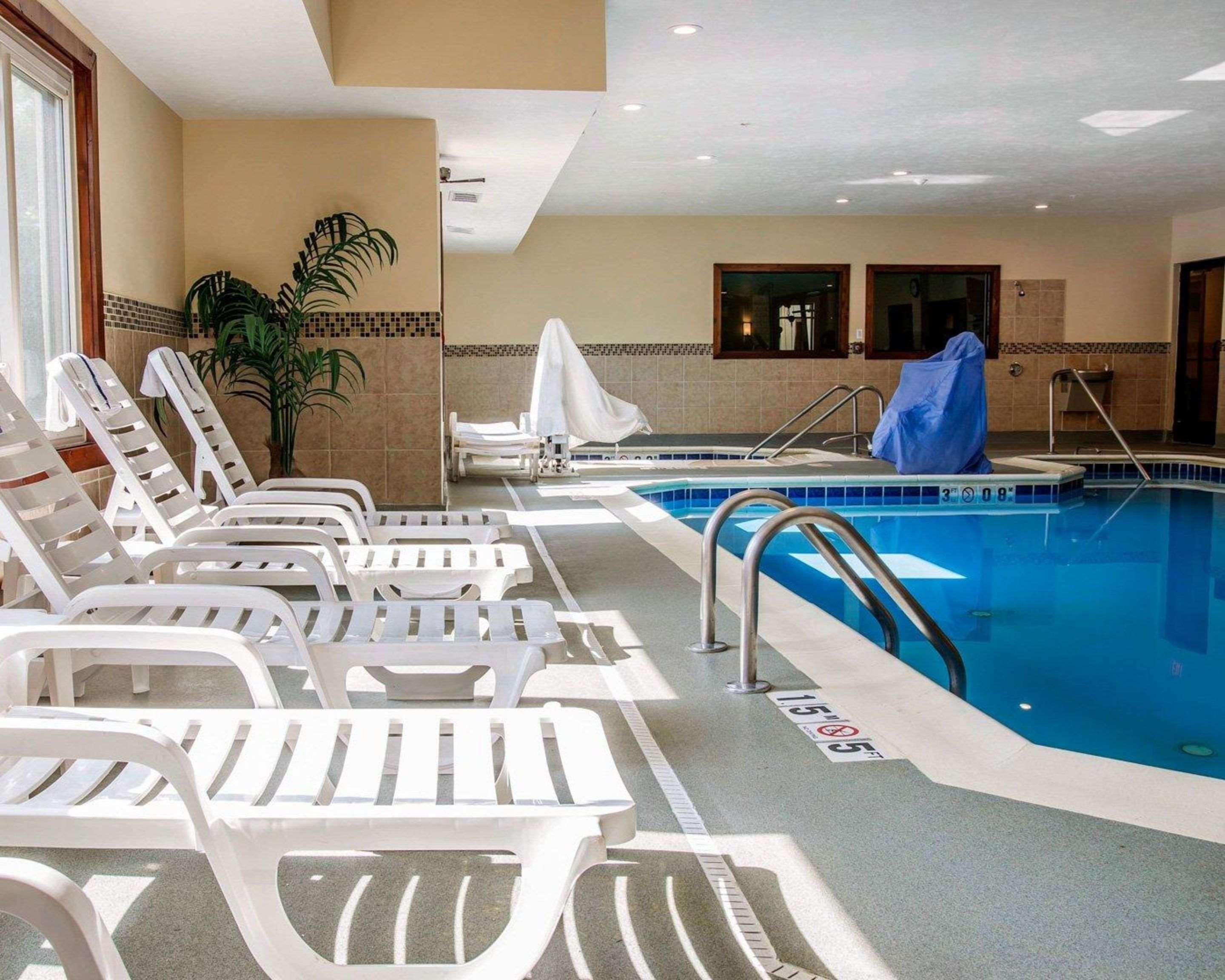 Comfort Suites Benton Harbor - St Joseph Zewnętrze zdjęcie