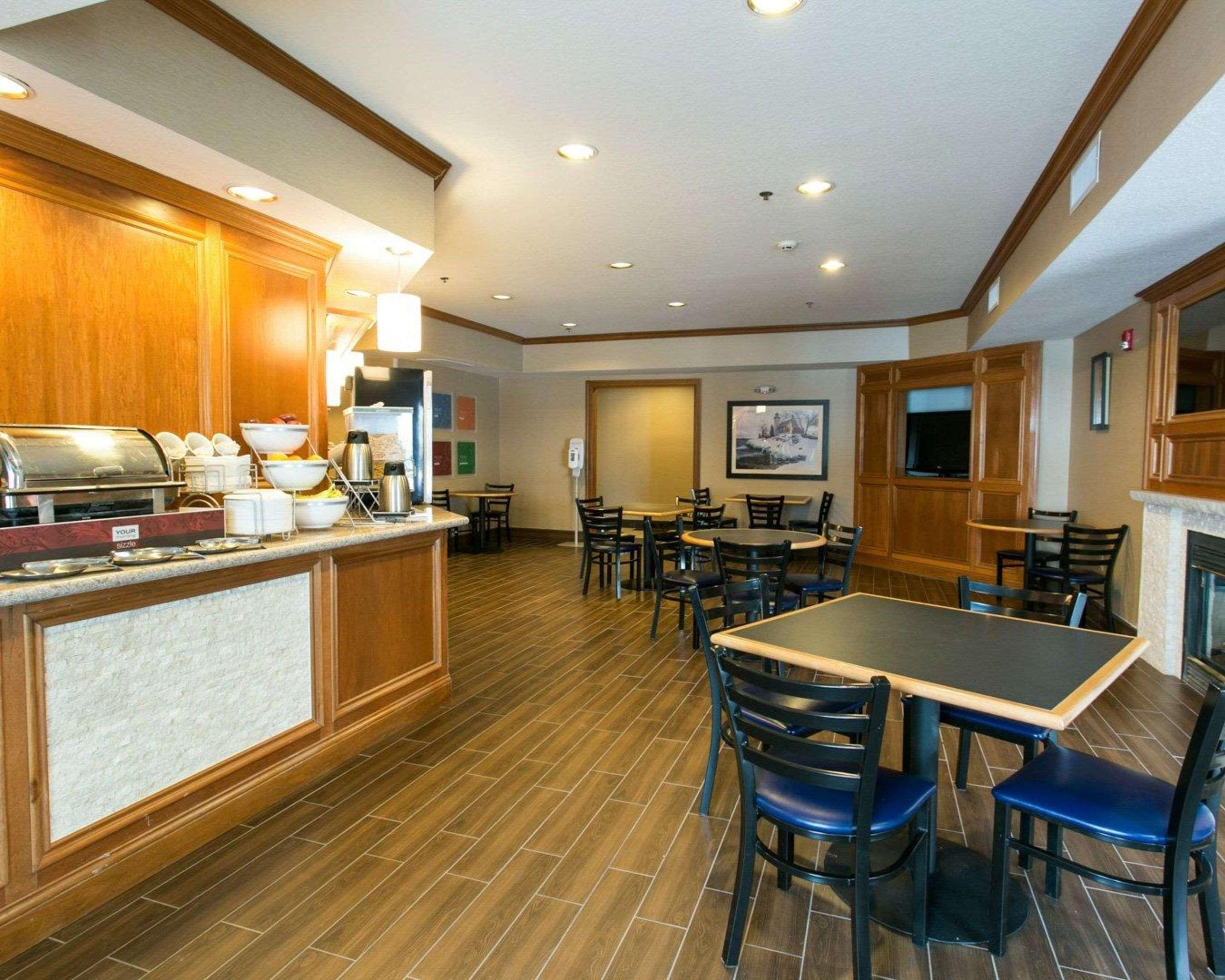 Comfort Suites Benton Harbor - St Joseph Zewnętrze zdjęcie