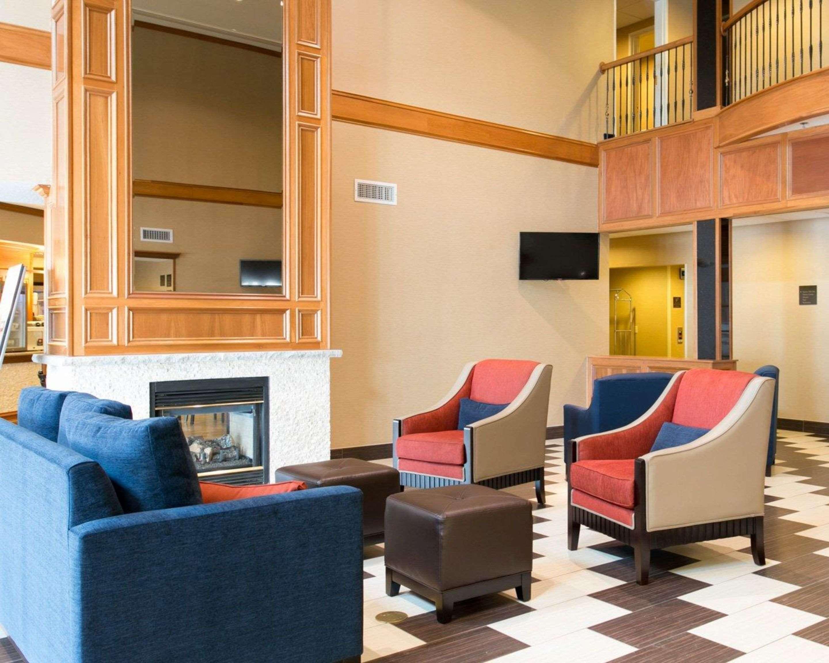 Comfort Suites Benton Harbor - St Joseph Zewnętrze zdjęcie